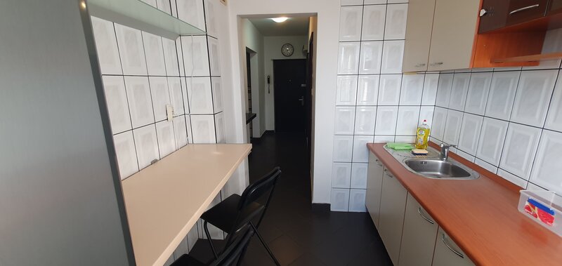 Dristor, metrou, 2 camere, decomandat, mobilat+ utilat, stradal